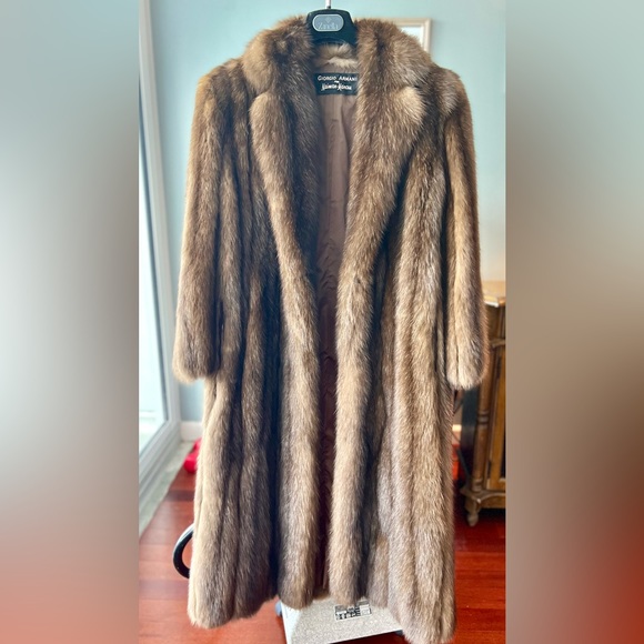 Giorgio Armani Sable Fur Coat & J. Mendel Hat Made to Match in Paris - Size 6ish - Picture 4 of 7